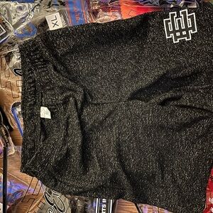 Eric Emmanuel boucle shorts